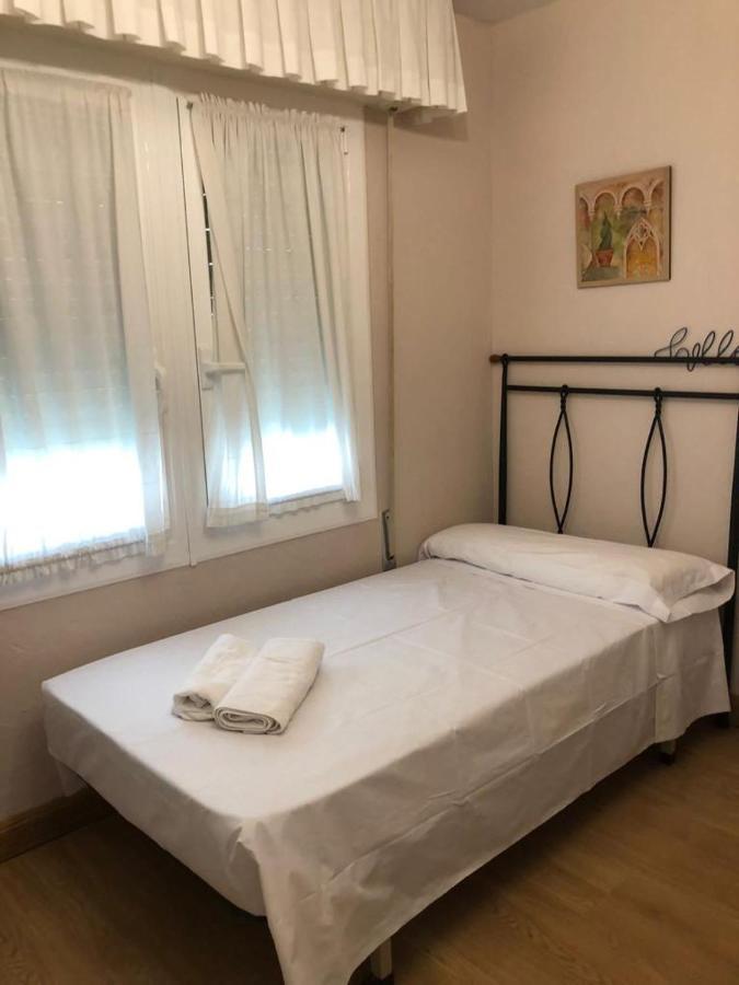 Готель Habitacion Doble Естелья Екстер'єр фото
